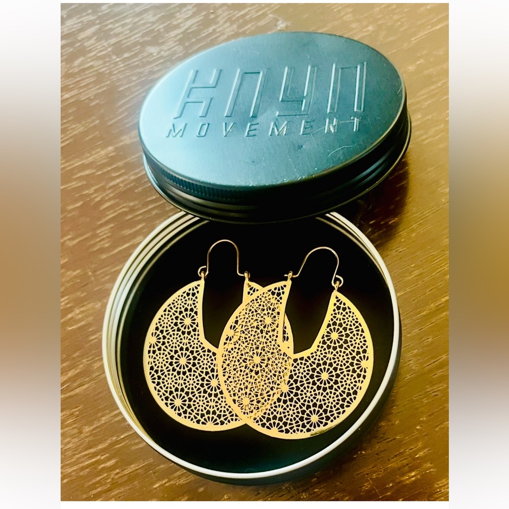 Gold Filigree Earrings